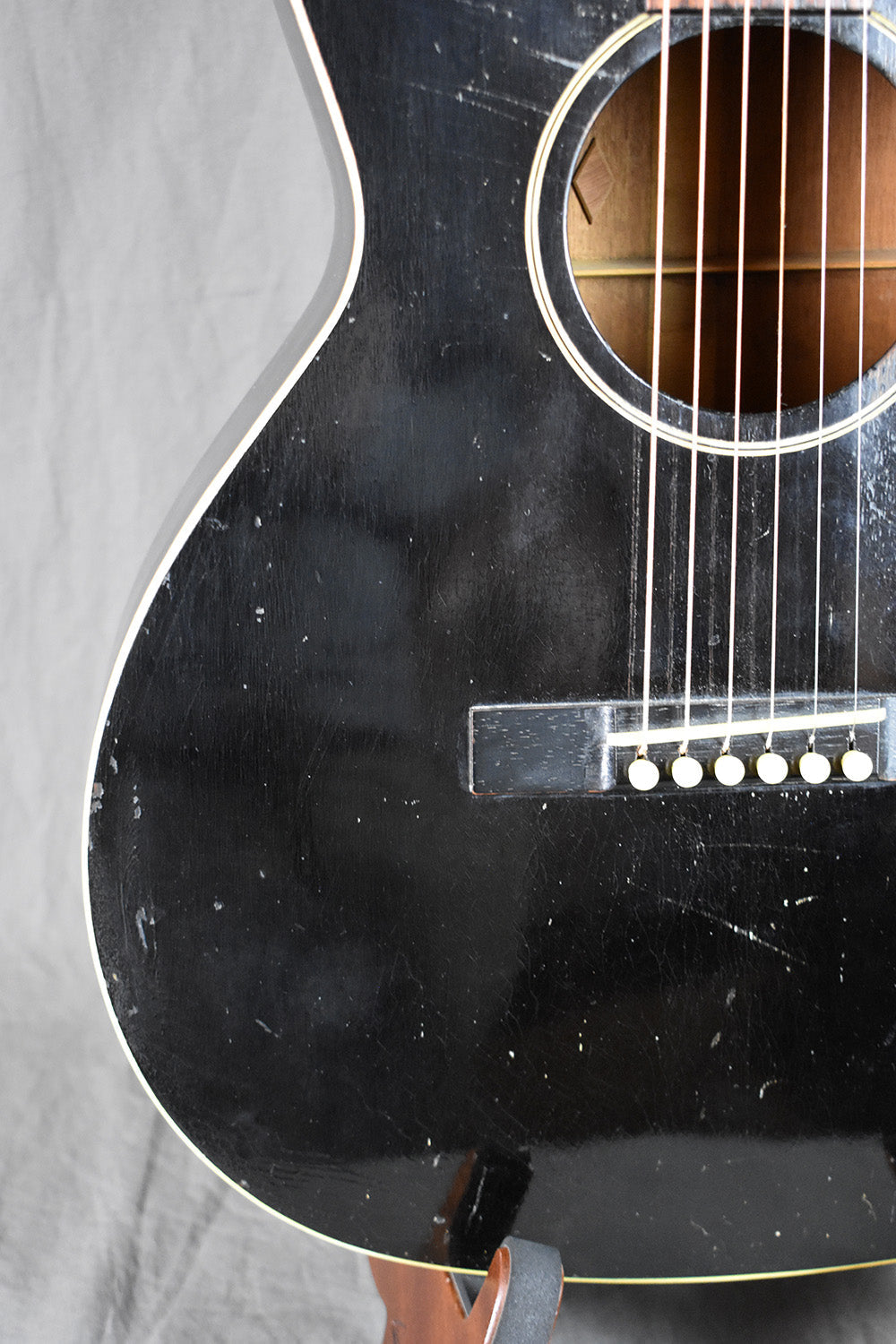 1931 Gibson L-00 Black 12-Fret Mahogany Top