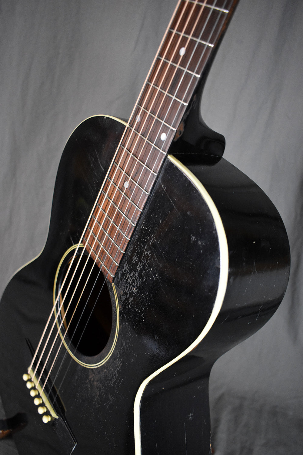 1931 Gibson L-00 Black 12-Fret Mahogany Top