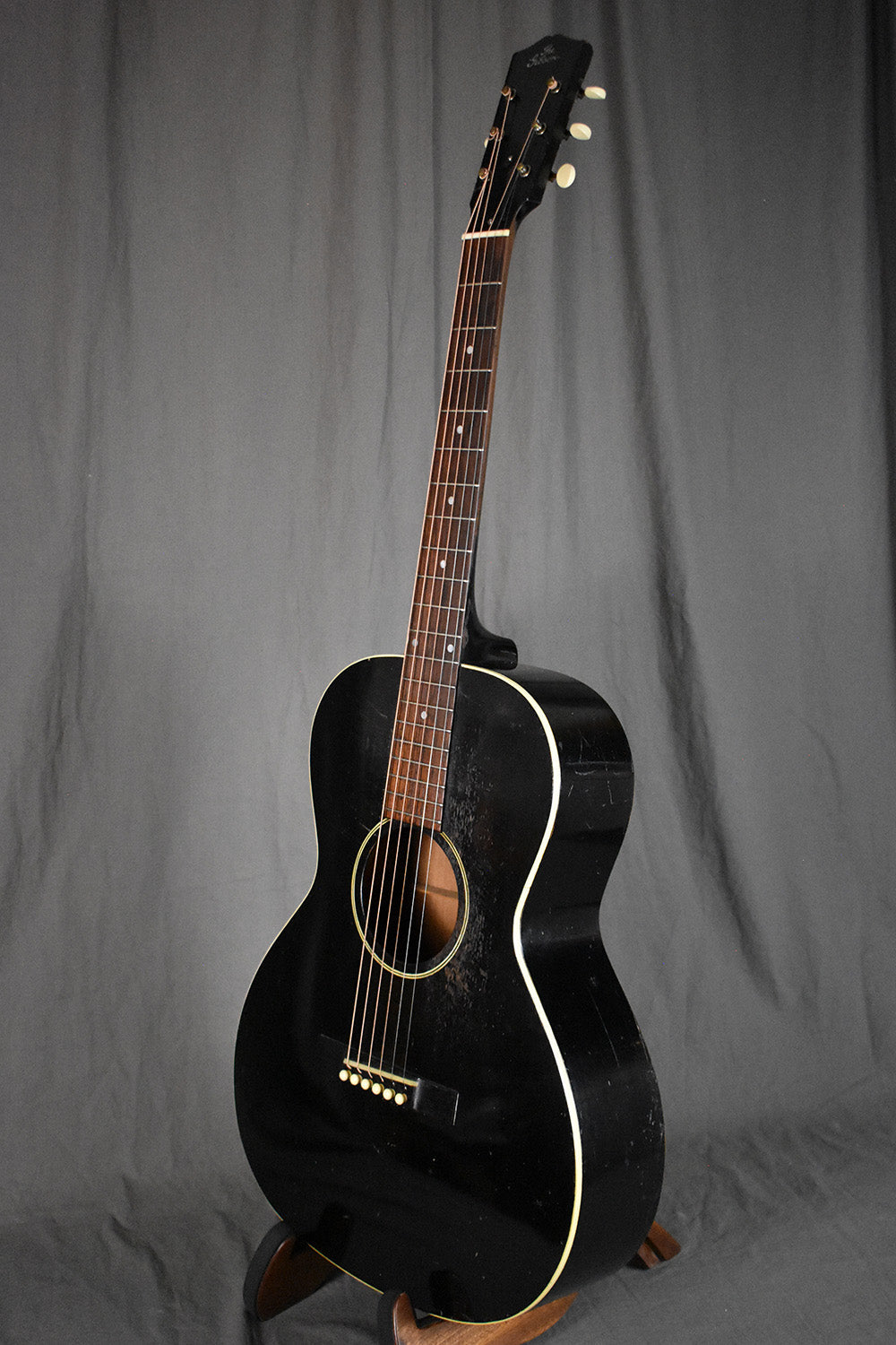 1931 Gibson L-00 Black 12-Fret Mahogany Top