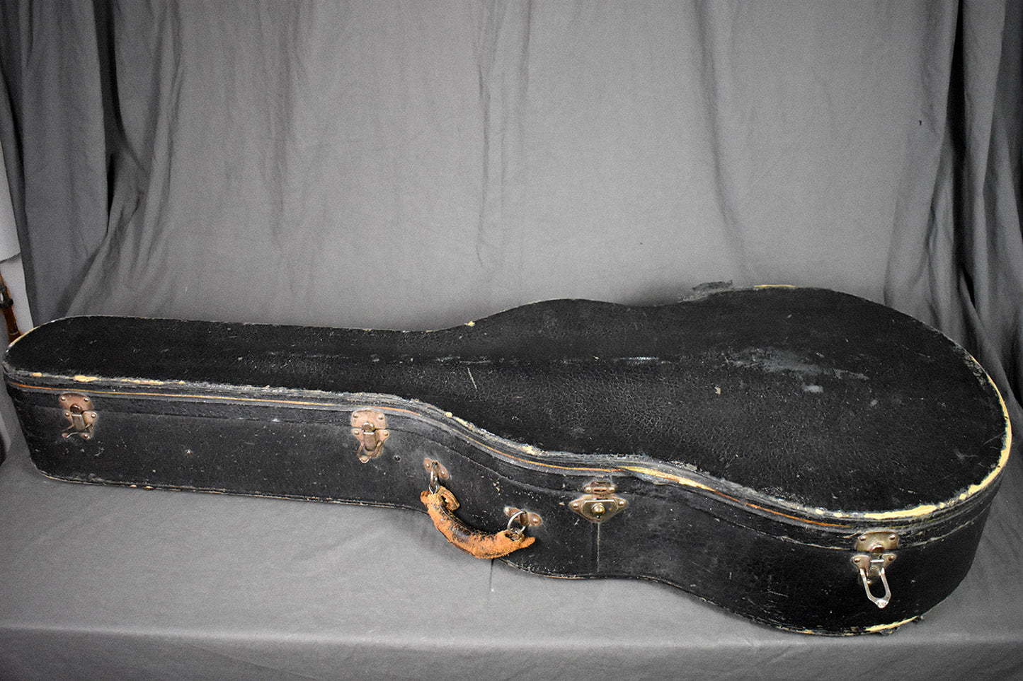 1935 Gibson L-75