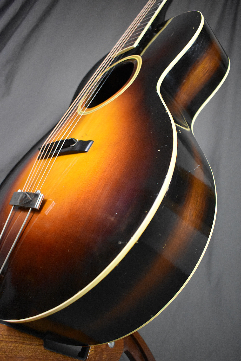 1935 Gibson L-75