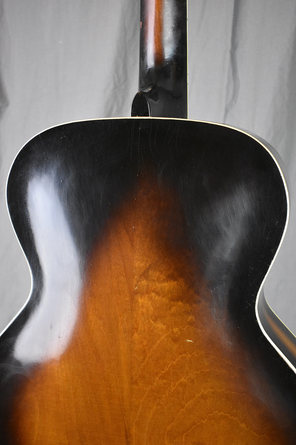 1935 Gibson L-75