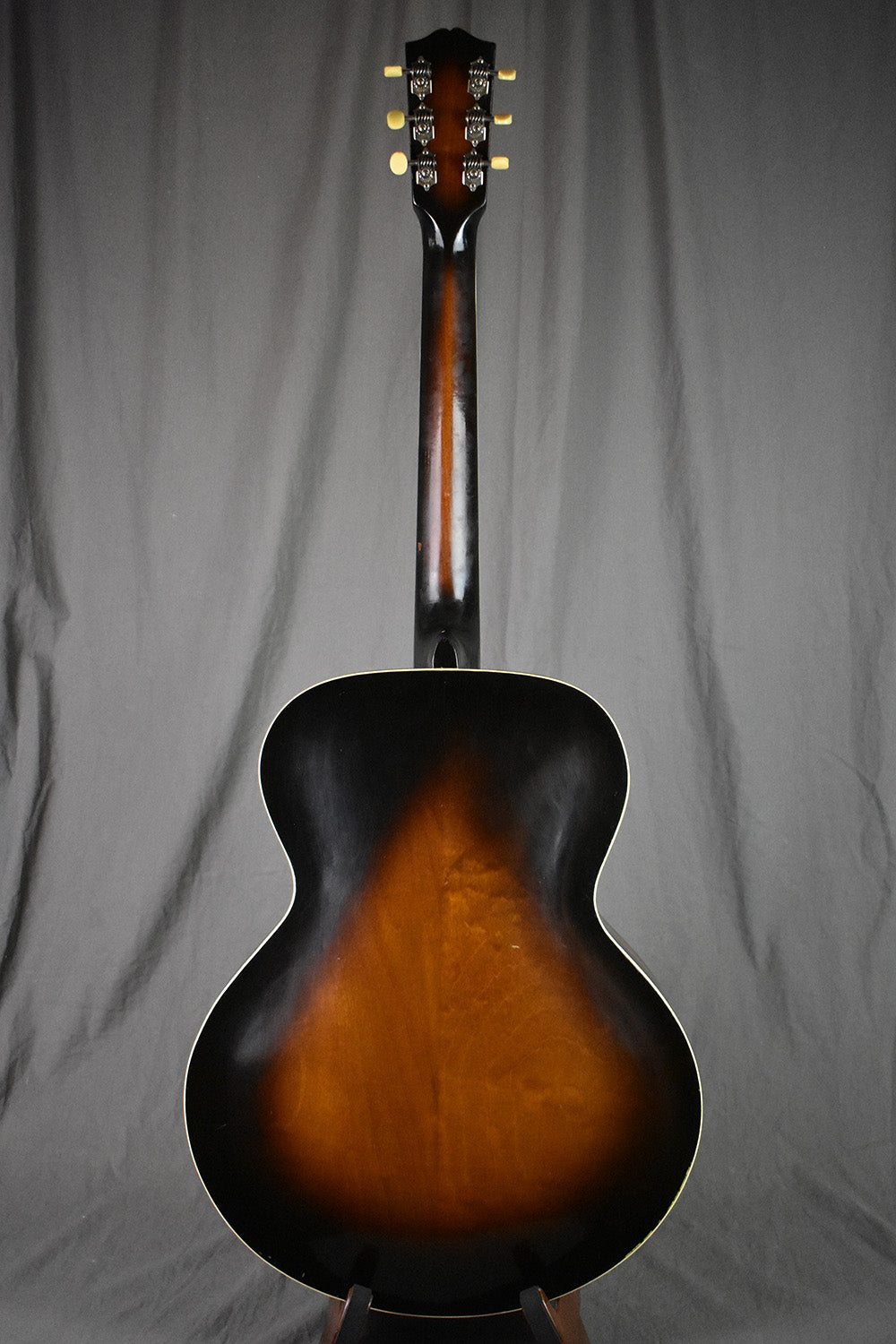 1935 Gibson L-75