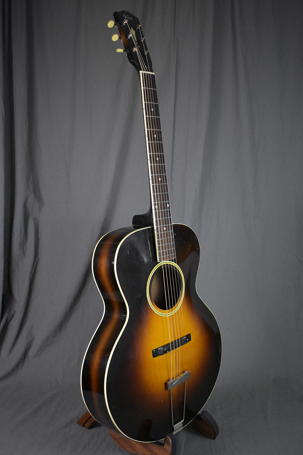 1935 Gibson L-75