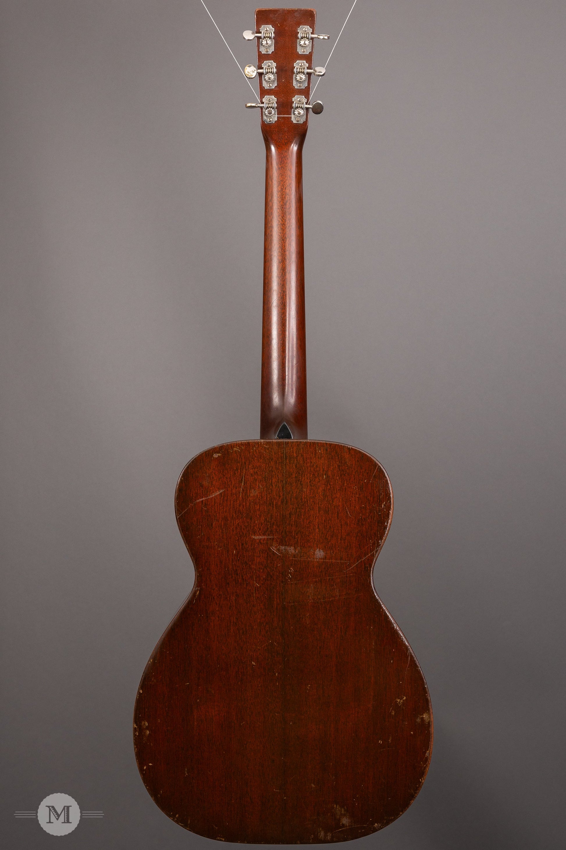 Martin Guitars - 1936 0-17 - with TKL case and Original Chip Case