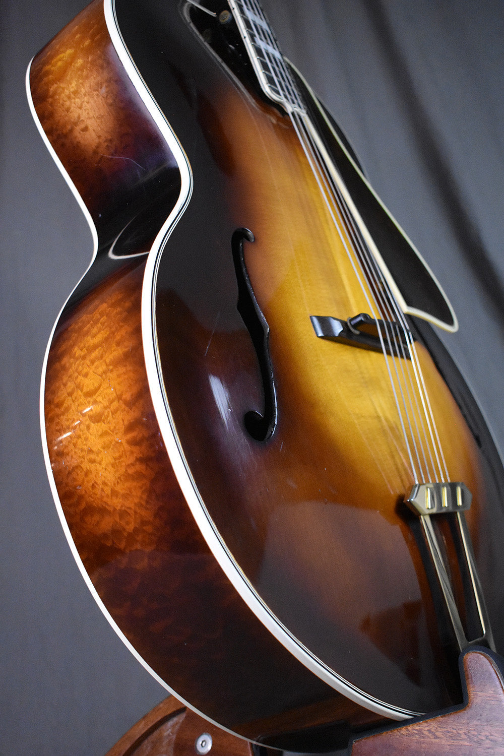1937 Gibson L-5
