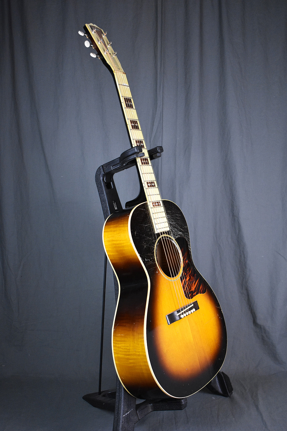 1937 Gibson L-Century of Progress