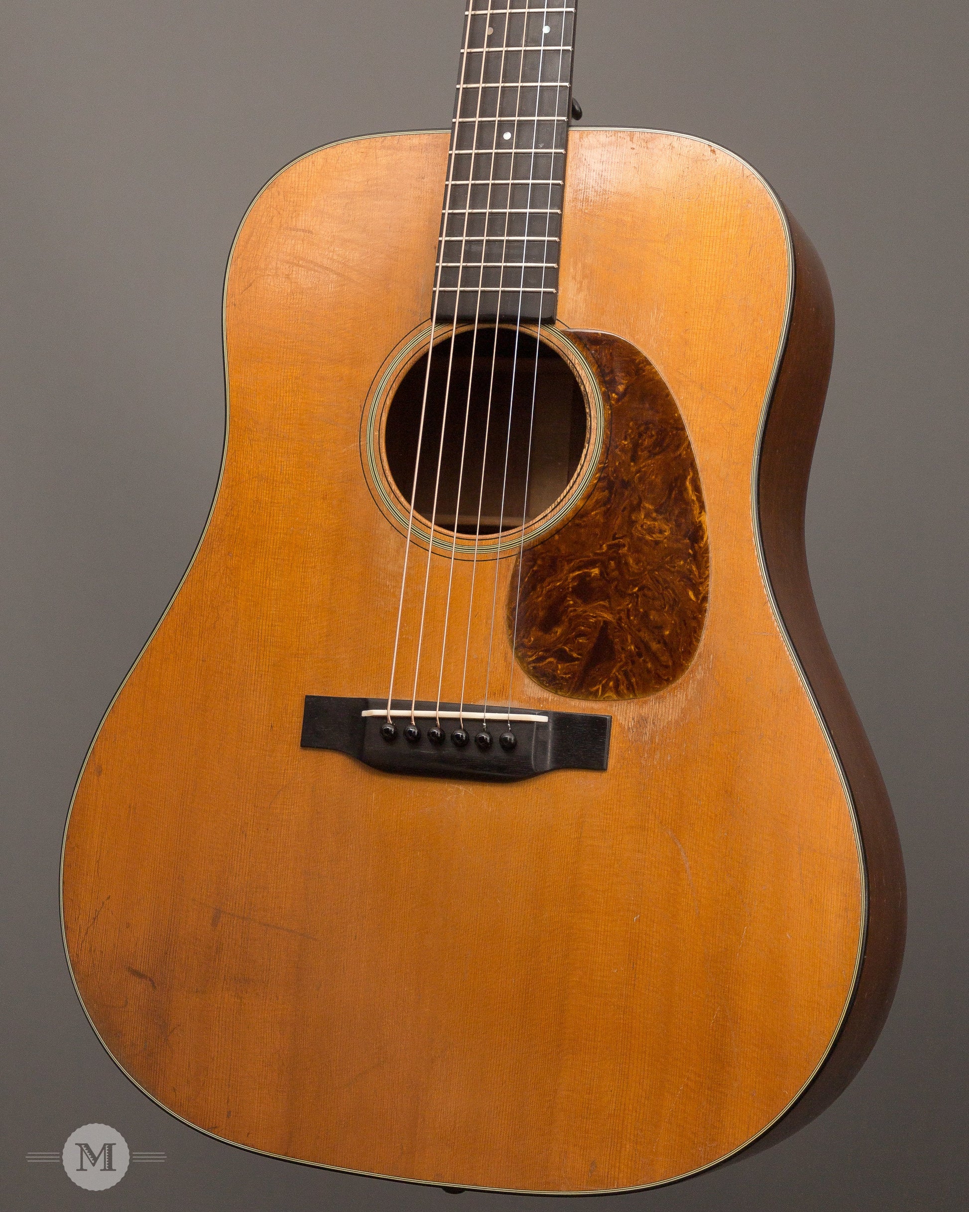 Martin Guitars - 1939 D-18