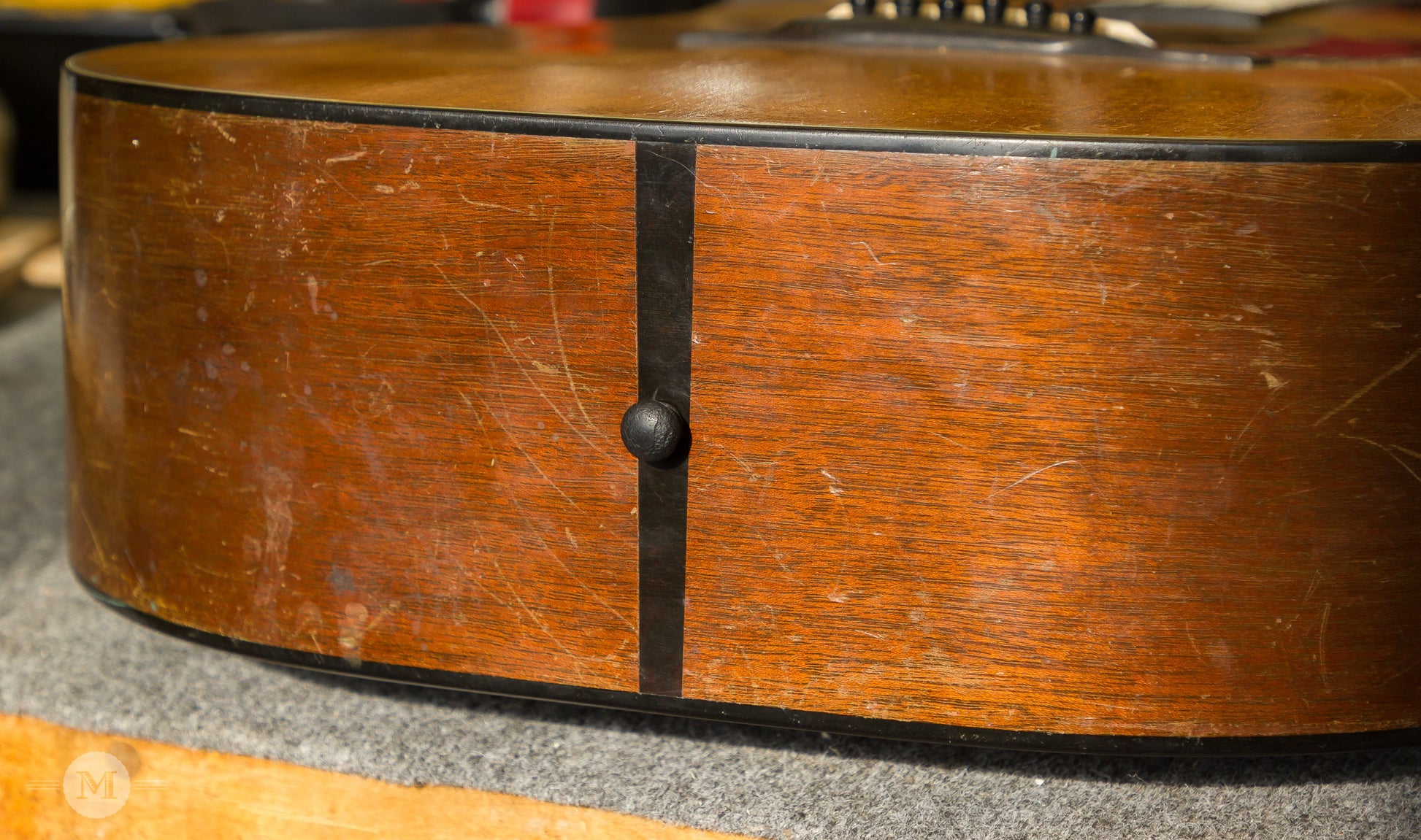 Martin Guitars - 1939 D-18