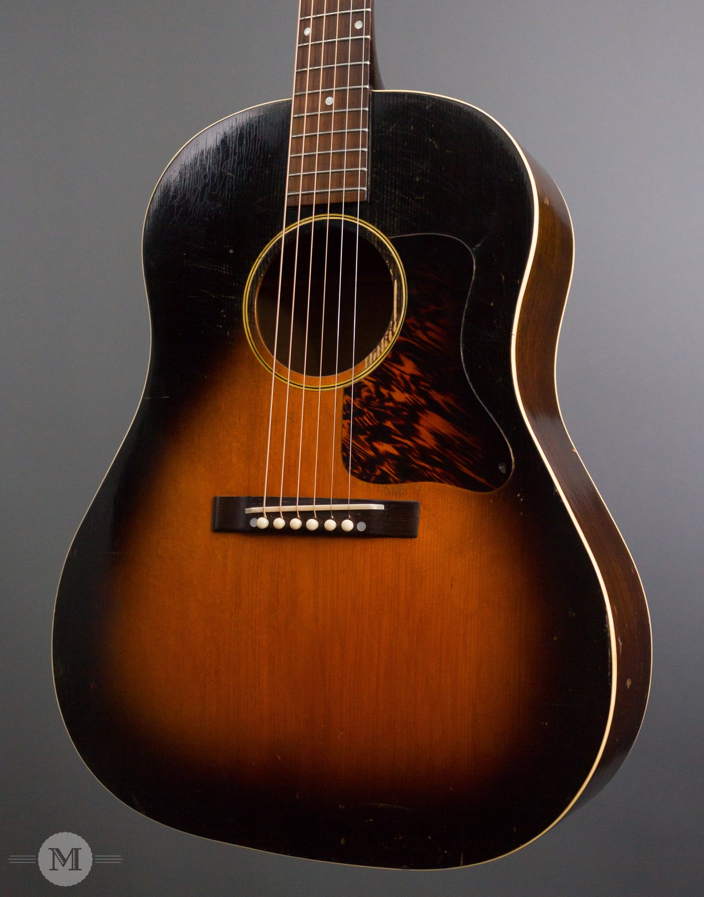 Gibson Acoustic Guitars - 1939 J-35