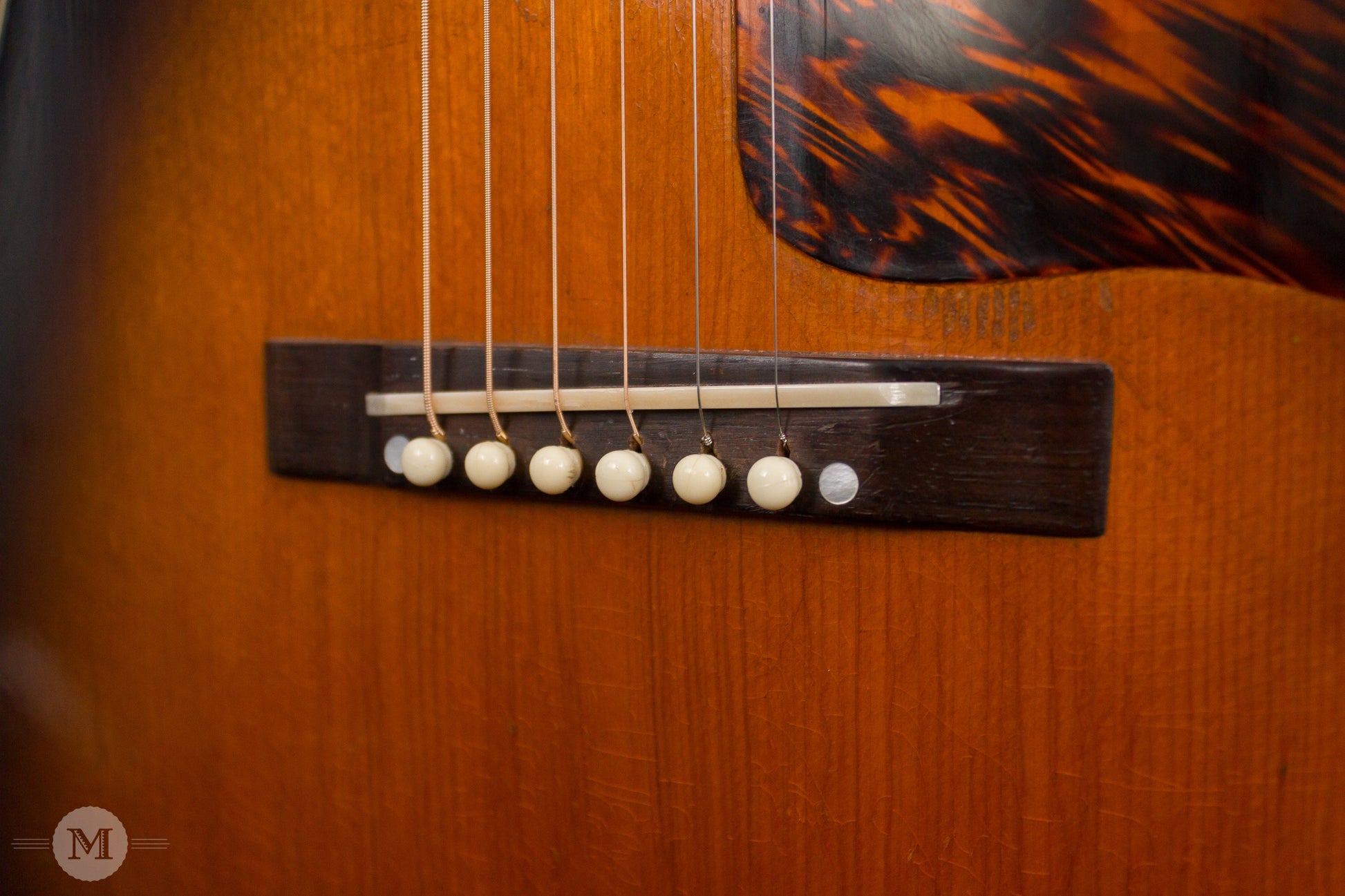 Gibson Acoustic Guitars - 1939 J-35