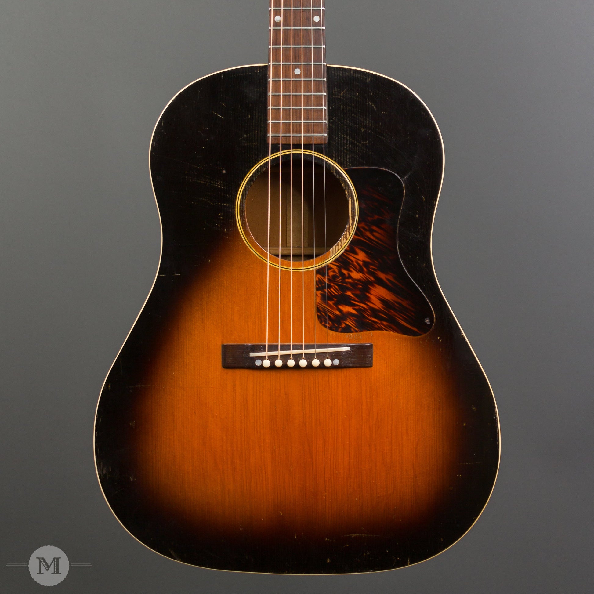Gibson Acoustic Guitars - 1939 J-35