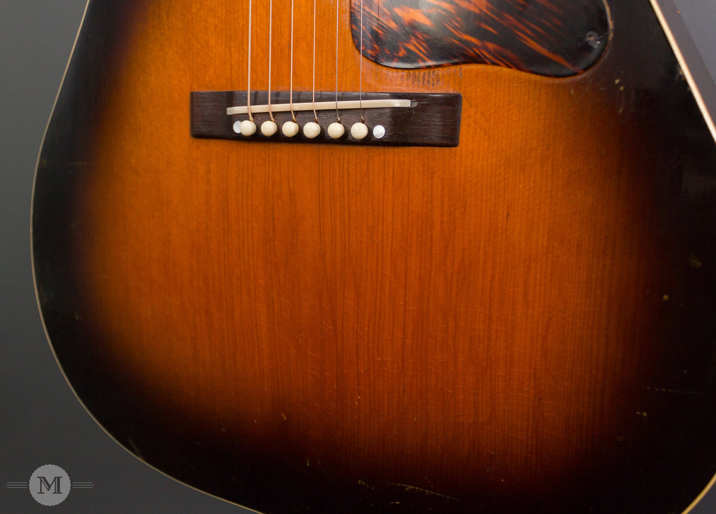 Gibson Acoustic Guitars - 1939 J-35