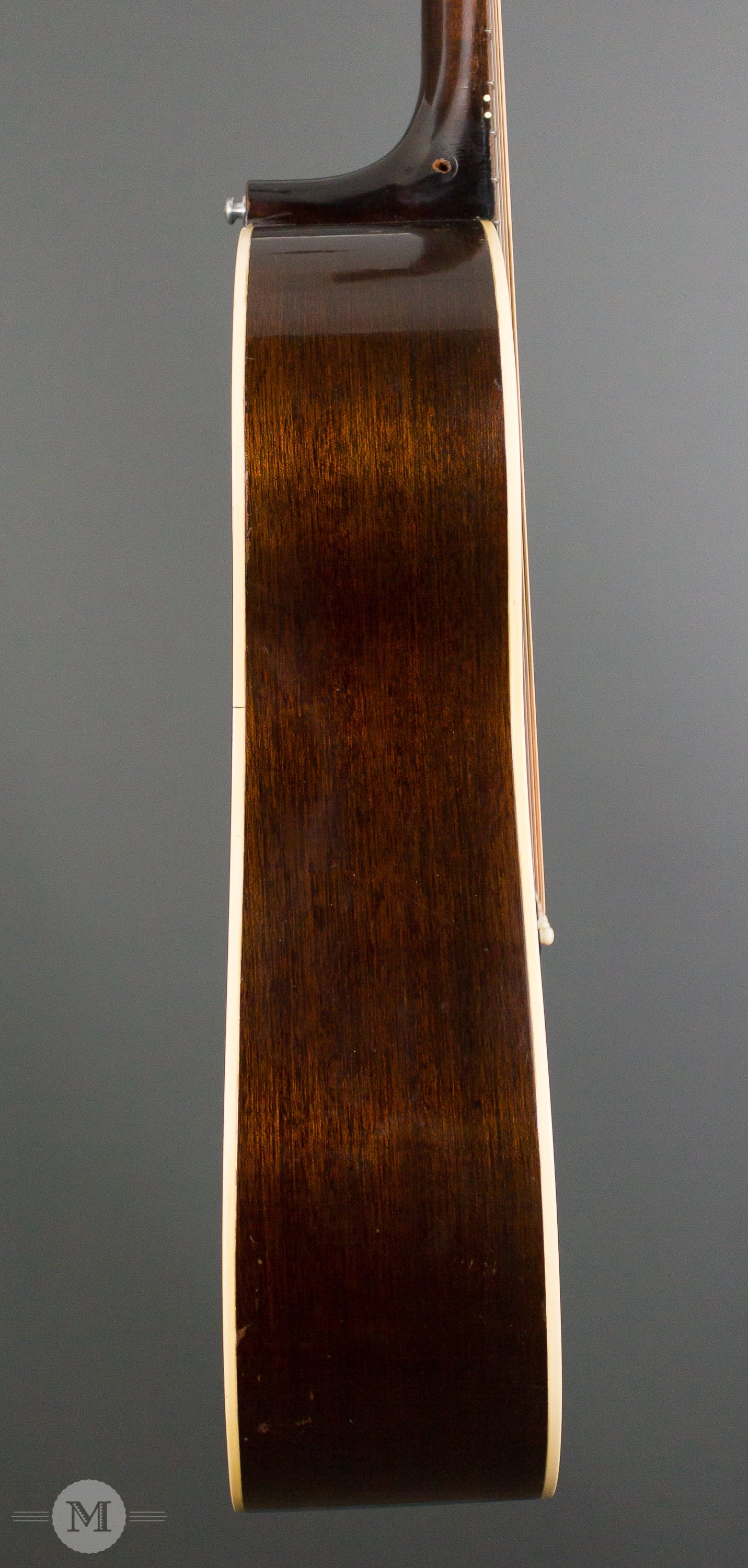 Gibson Acoustic Guitars - 1939 J-35