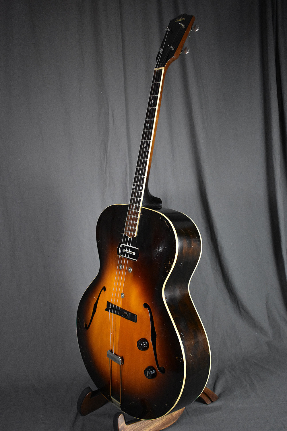 1939 Gibson EST-150 Tenor