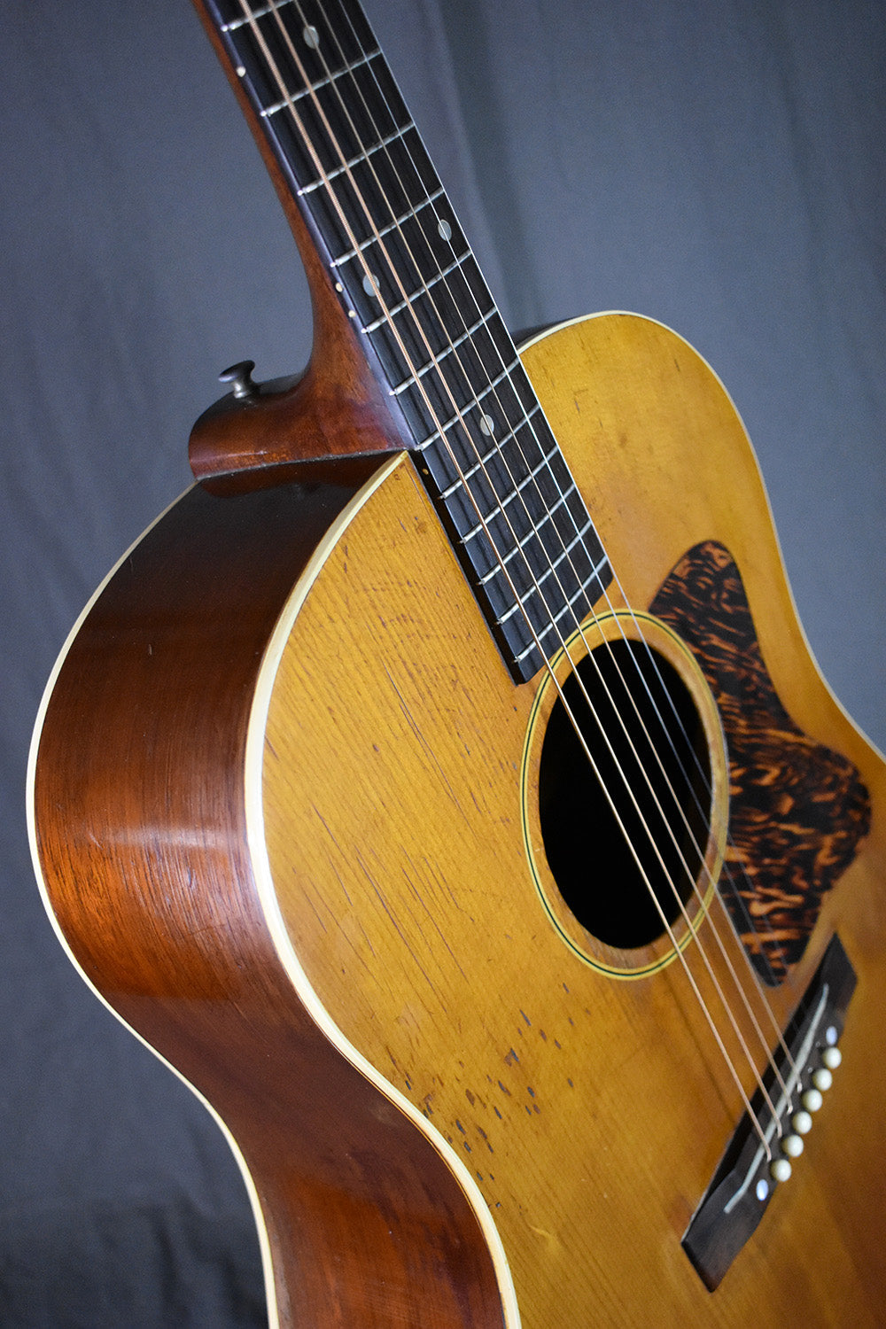 1939 Gibson J-35 FON EG-6718