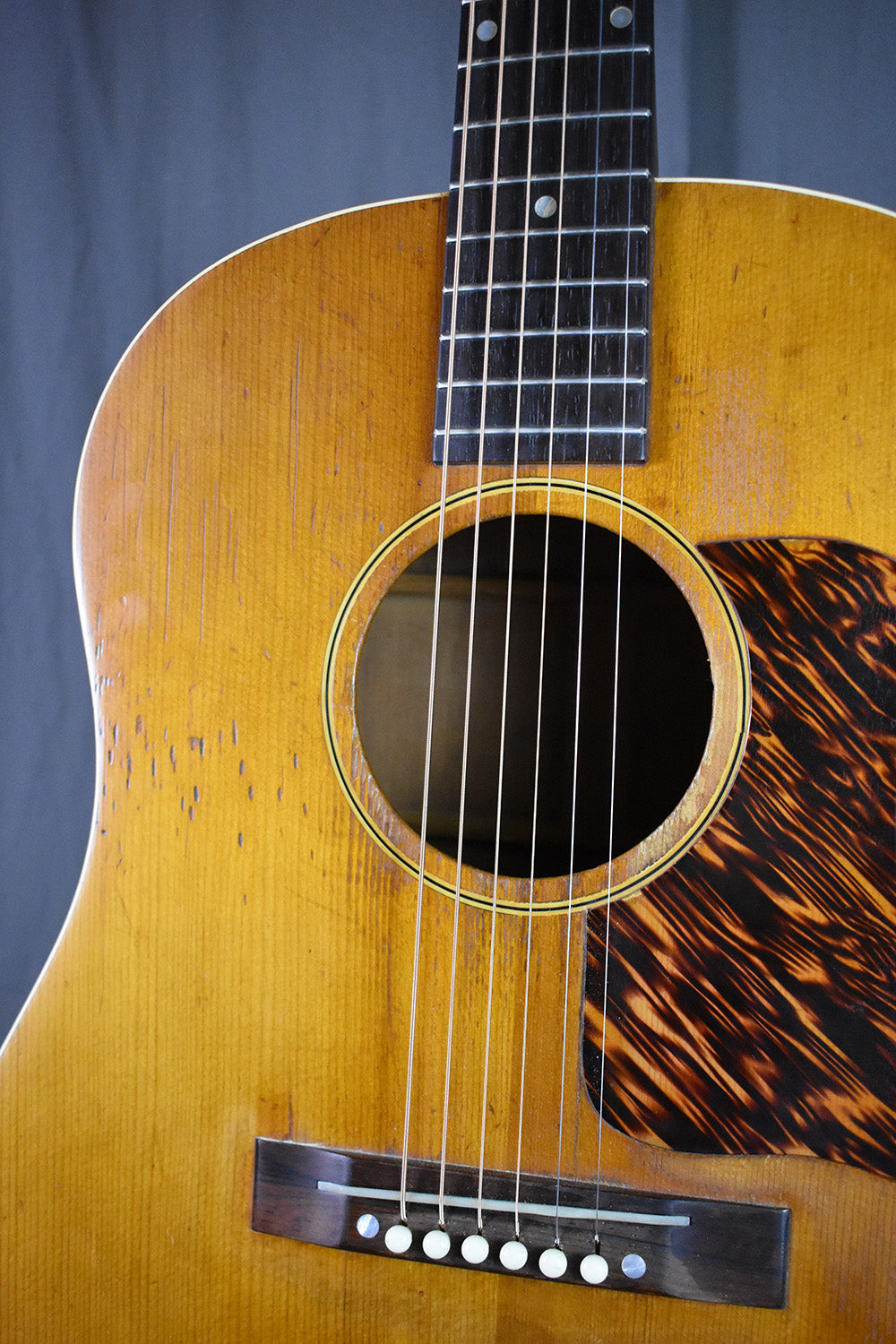 1939 Gibson J-35 FON EG-6718