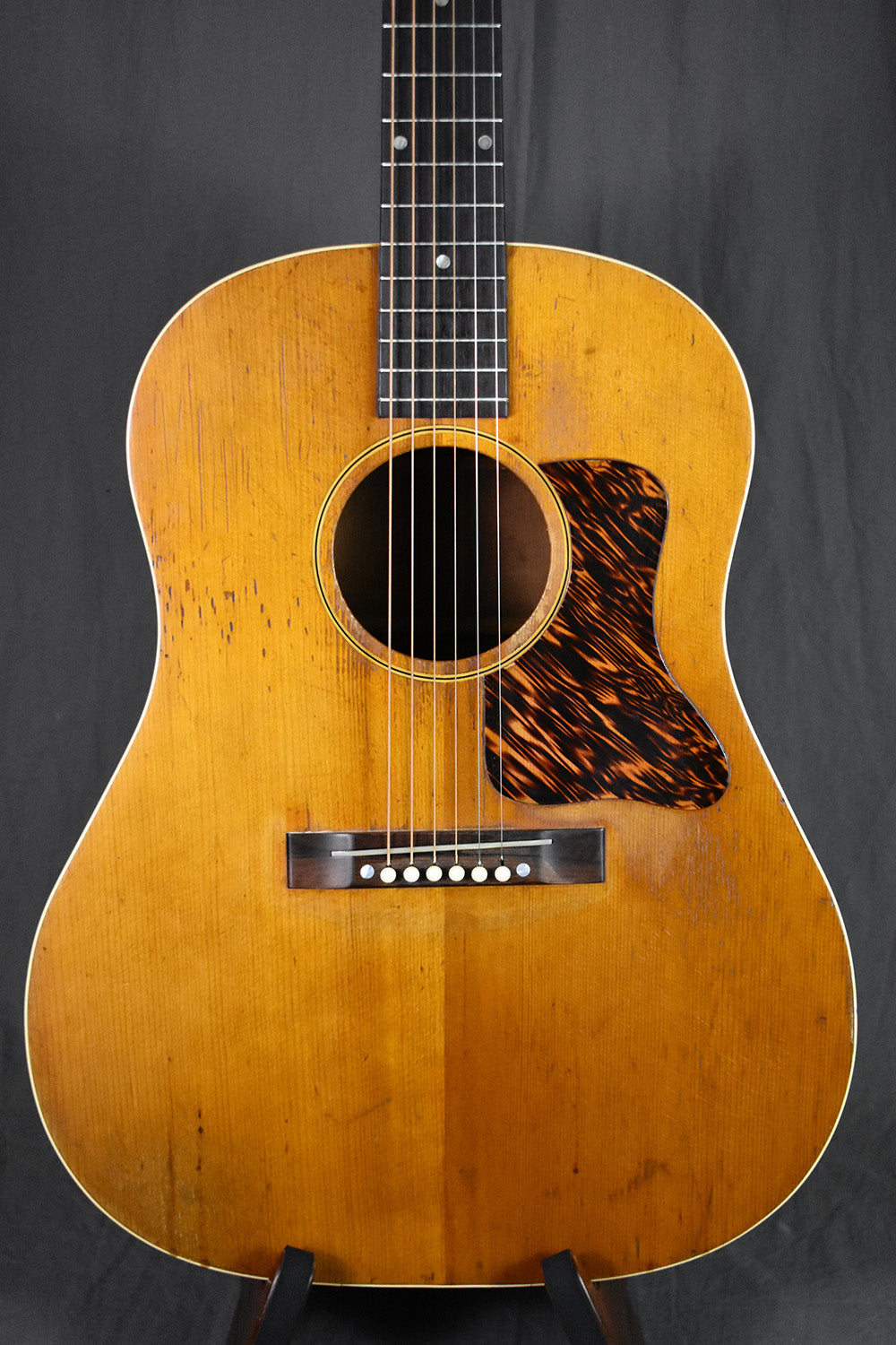 1939 Gibson J-35 FON EG-6718