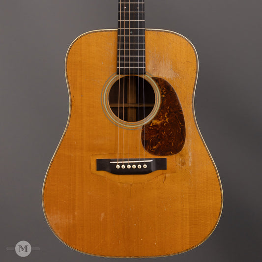 Martin Guitars - 1939 D-28 - Vintage