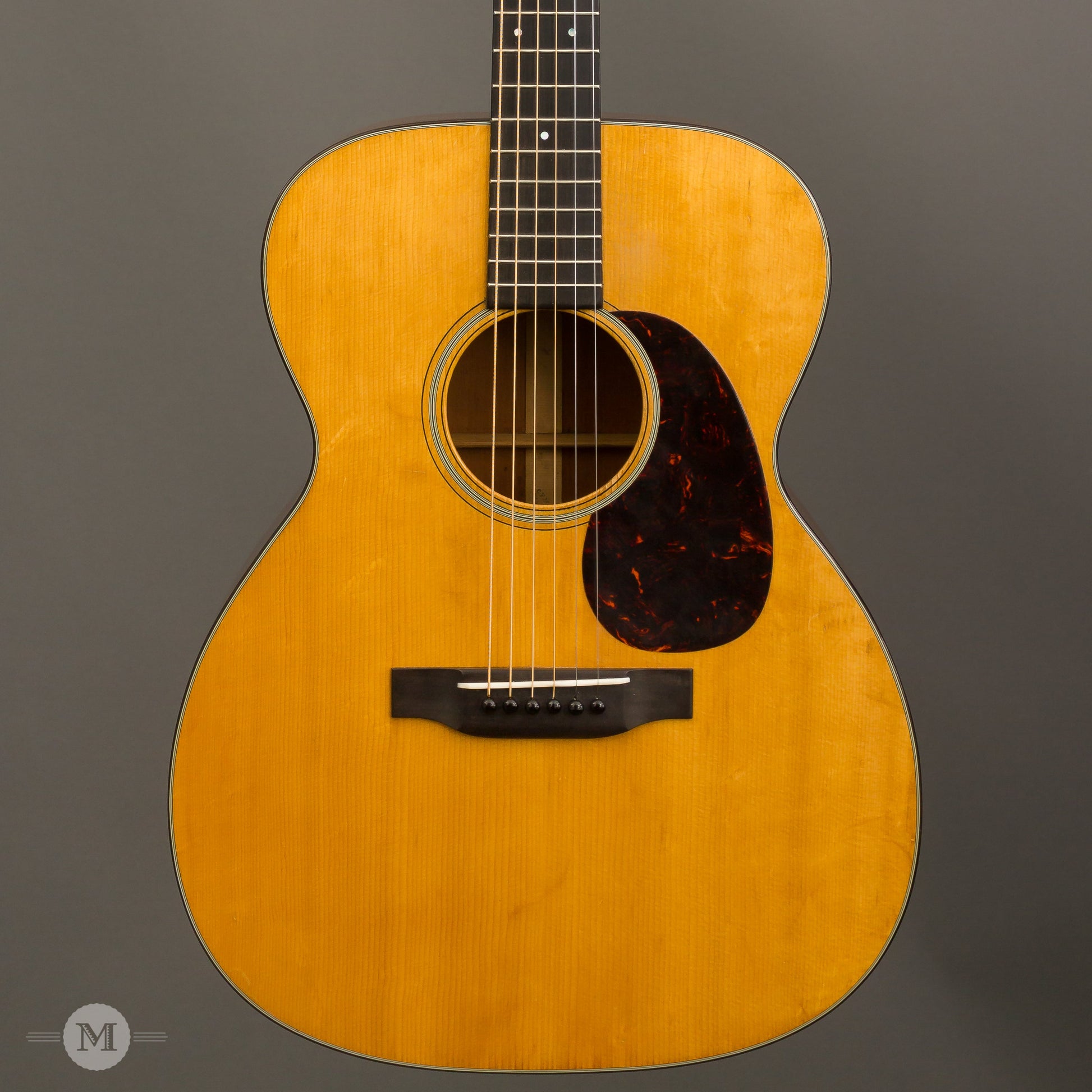 Martin Guitars - 1940 000-18