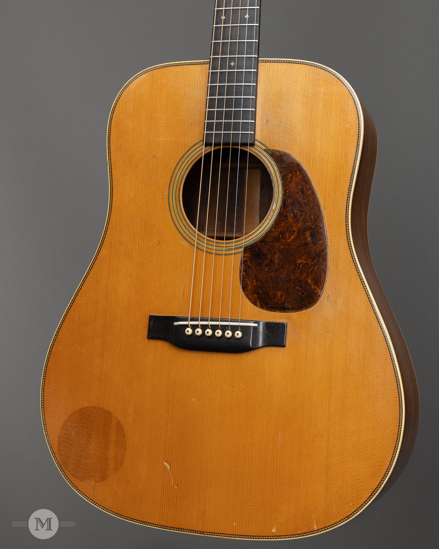 Martin Guitars - 1941 D-28 - Vintage