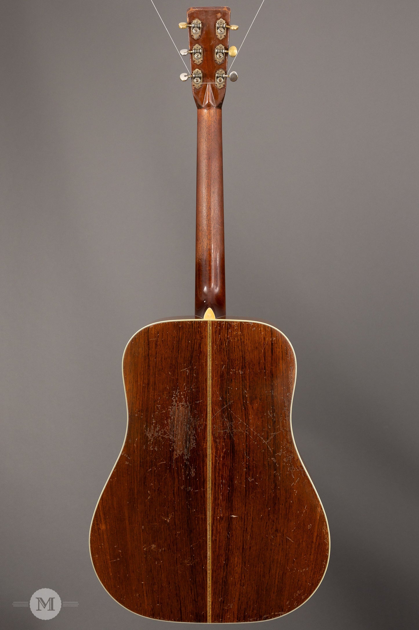 Martin Guitars - 1941 D-28 - Vintage