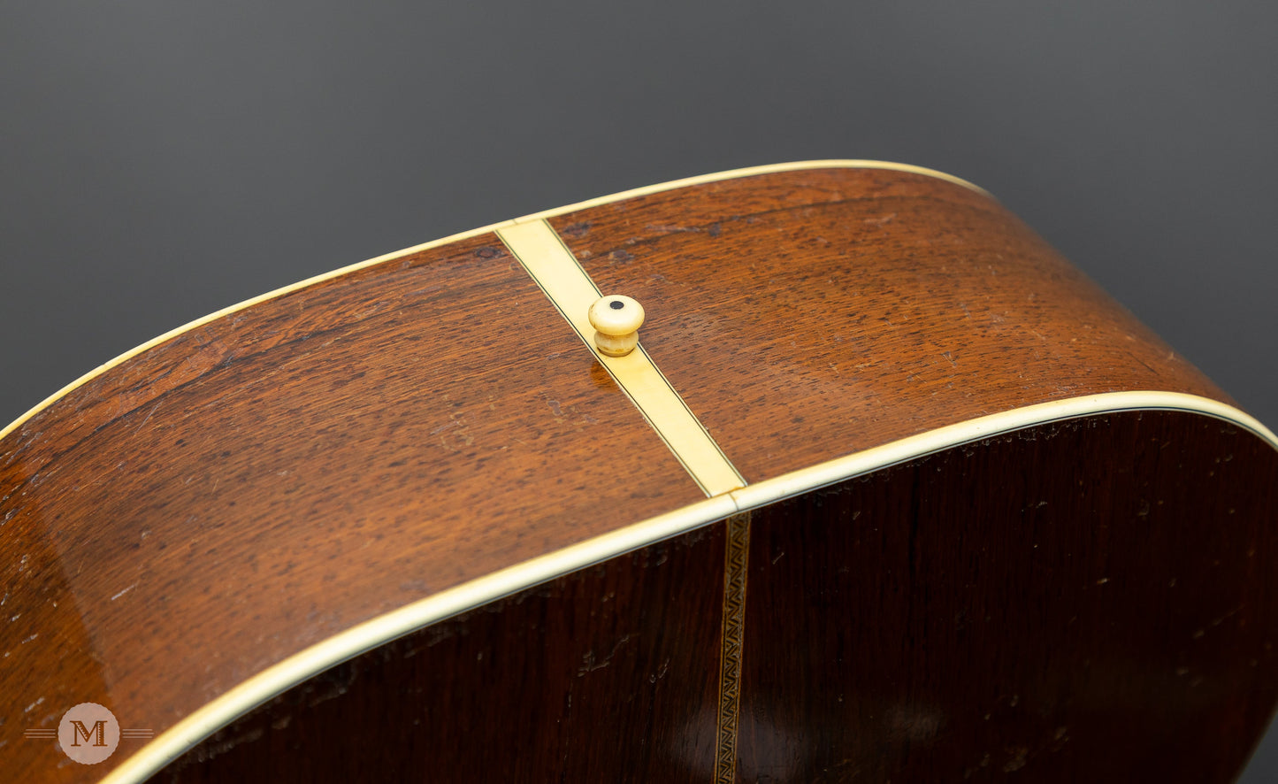 Martin Guitars - 1941 D-28 - Vintage