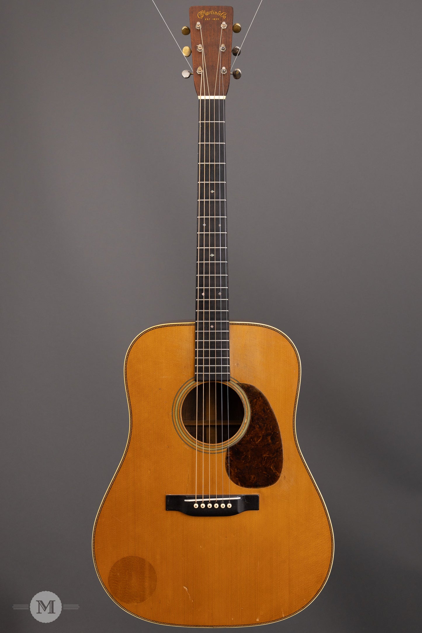 Martin Guitars - 1941 D-28 - Vintage