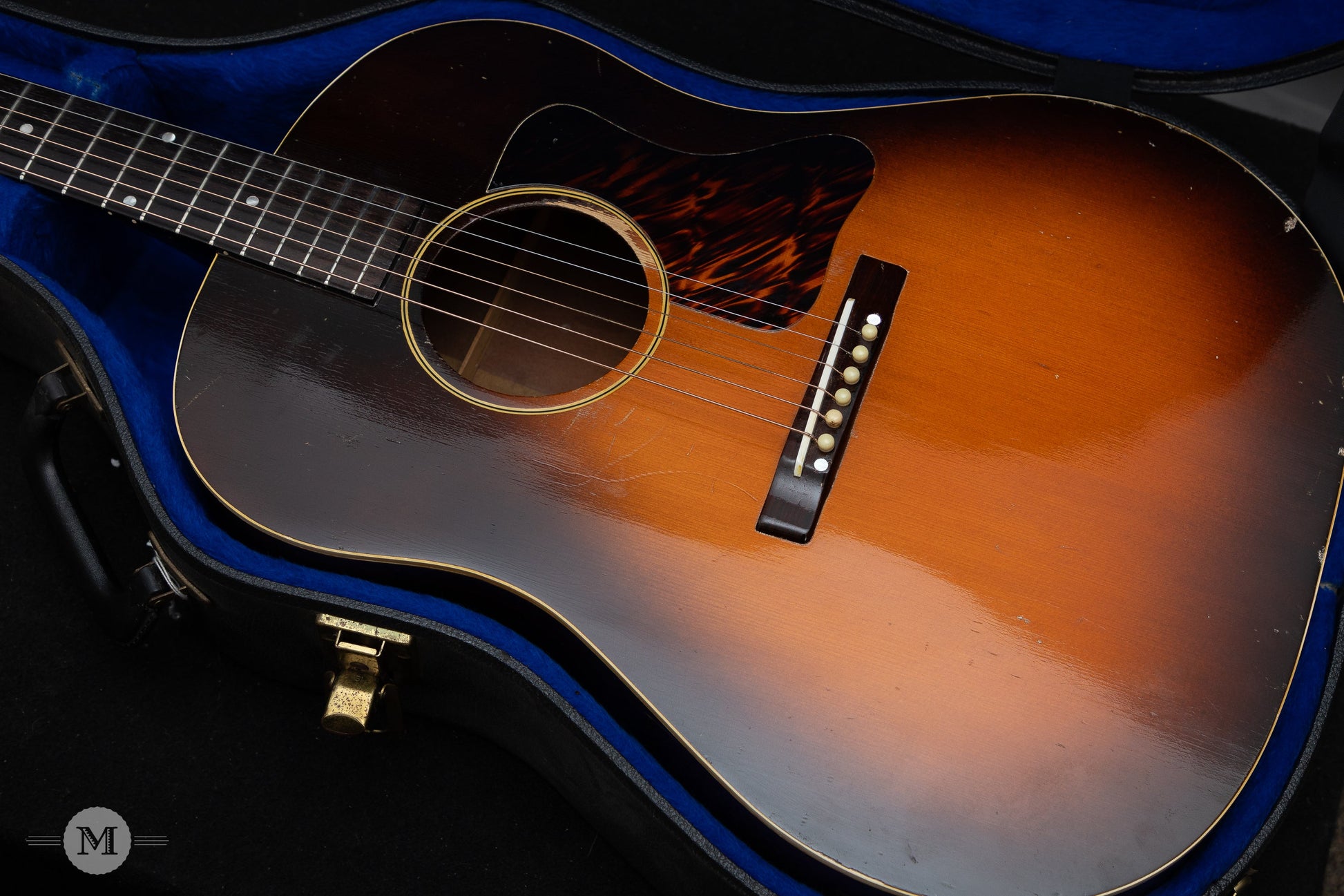 Gibson Guitars - 1941 J-35 - Sunburst - Vintage