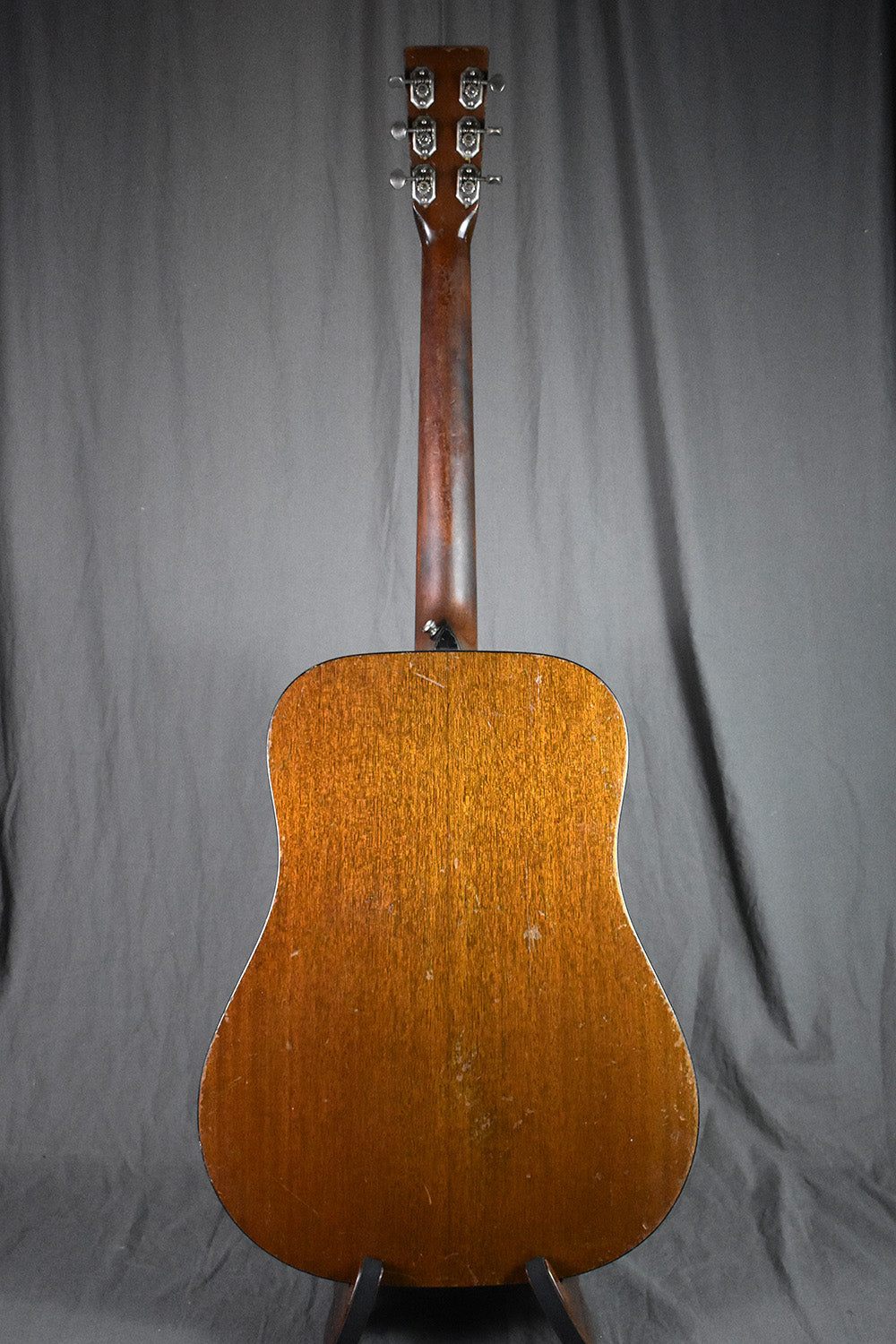 1941 Martin D-18