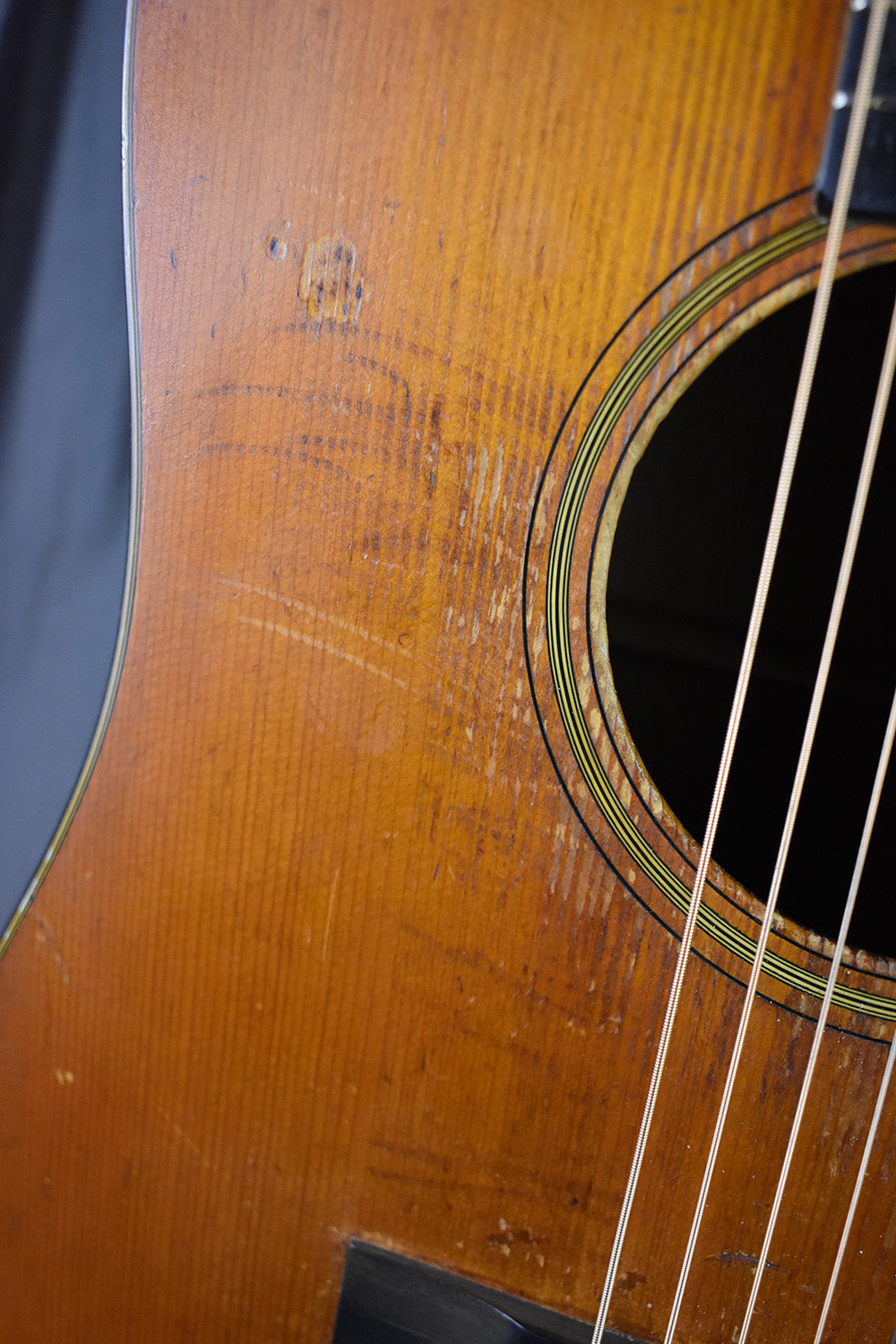1941 Martin D-18