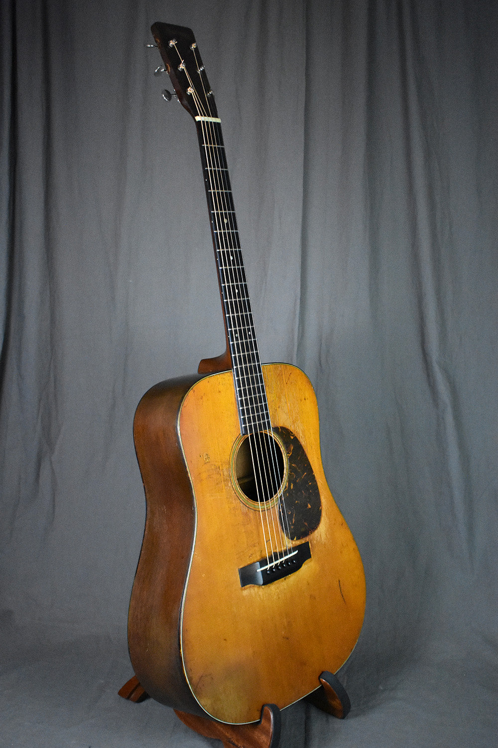 1941 Martin D-18