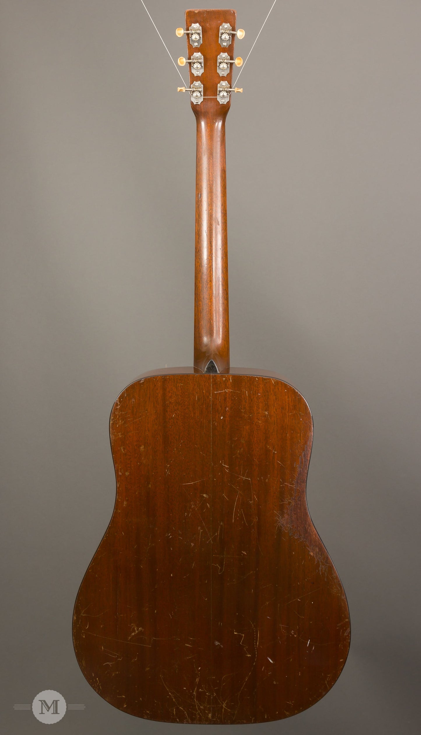 Martin Guitars - 1943 D-18