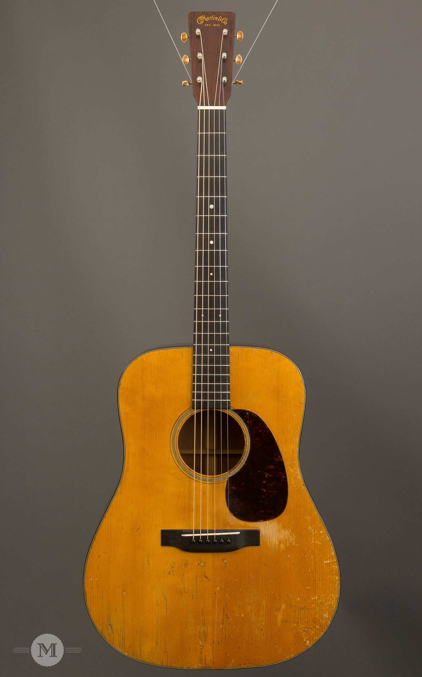 Martin Guitars - 1943 D-18