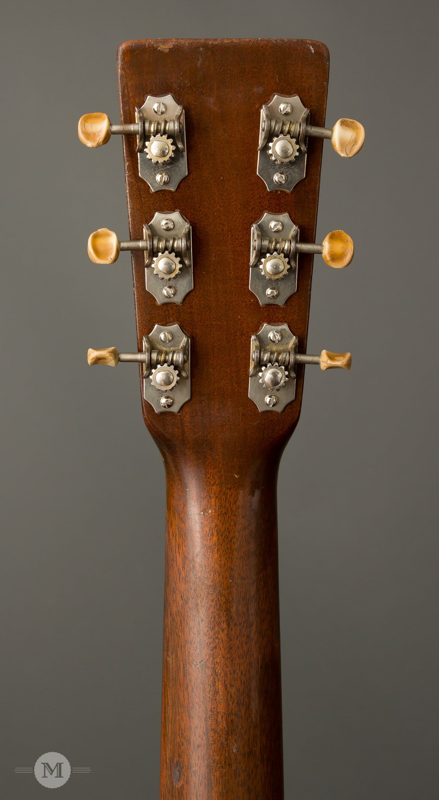 Martin Guitars - 1943 D-18