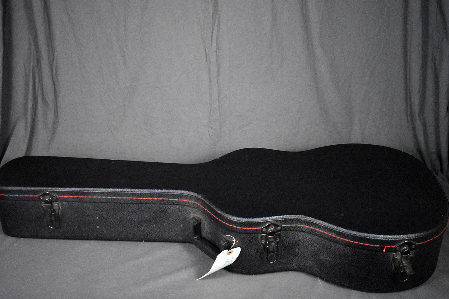 1943 Gibson LG-2 Banner