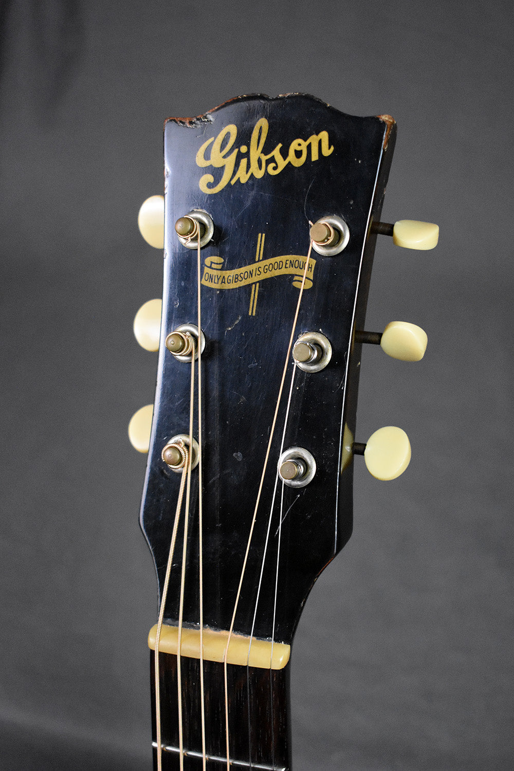 1943 Gibson LG-2 Banner