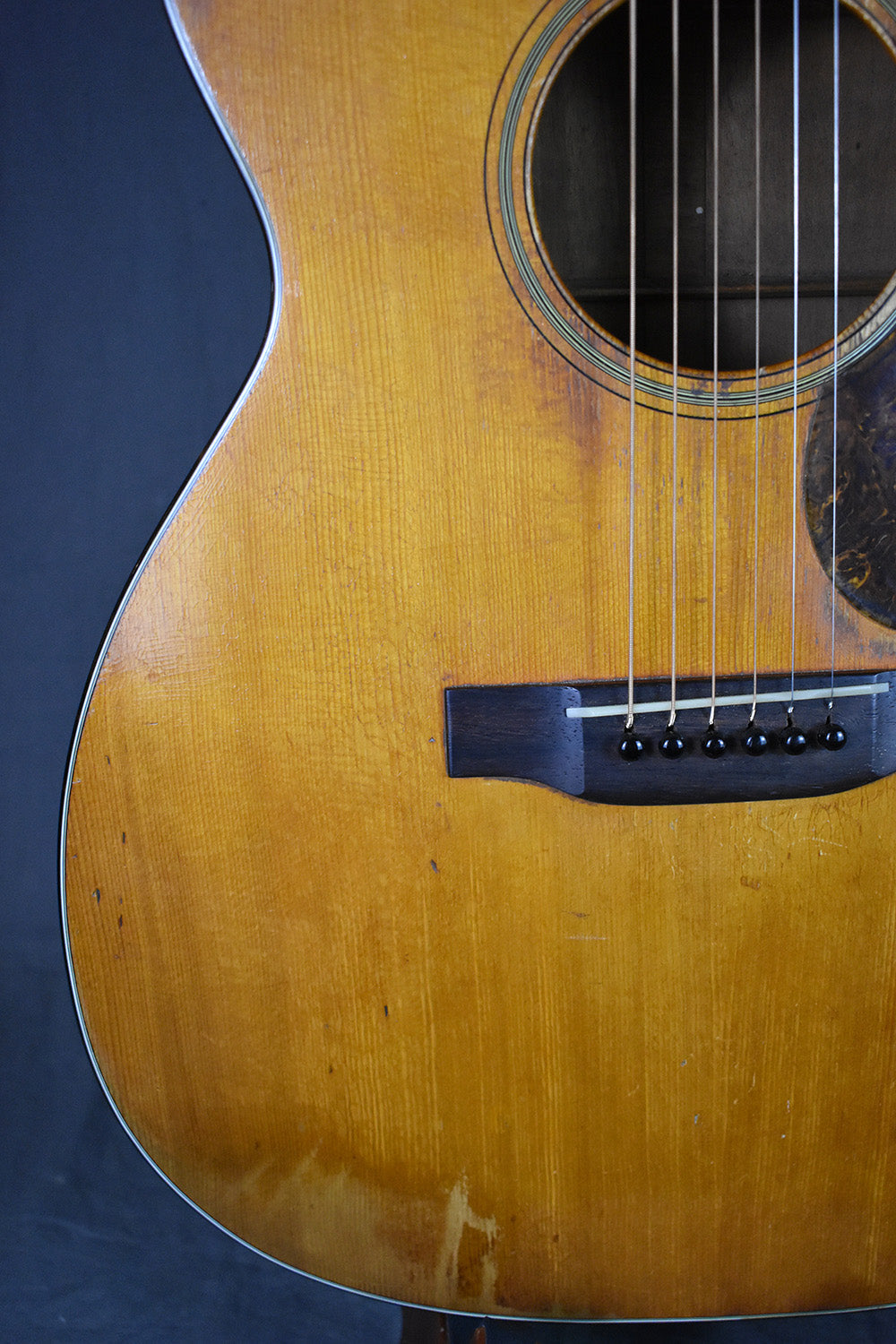 1943 Martin 000-18
