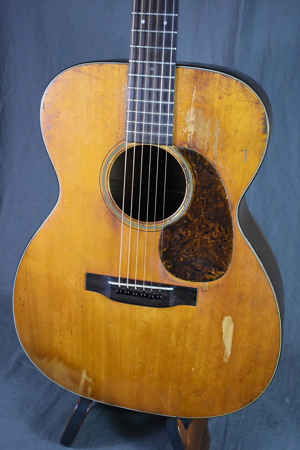 1943 Martin 000-18