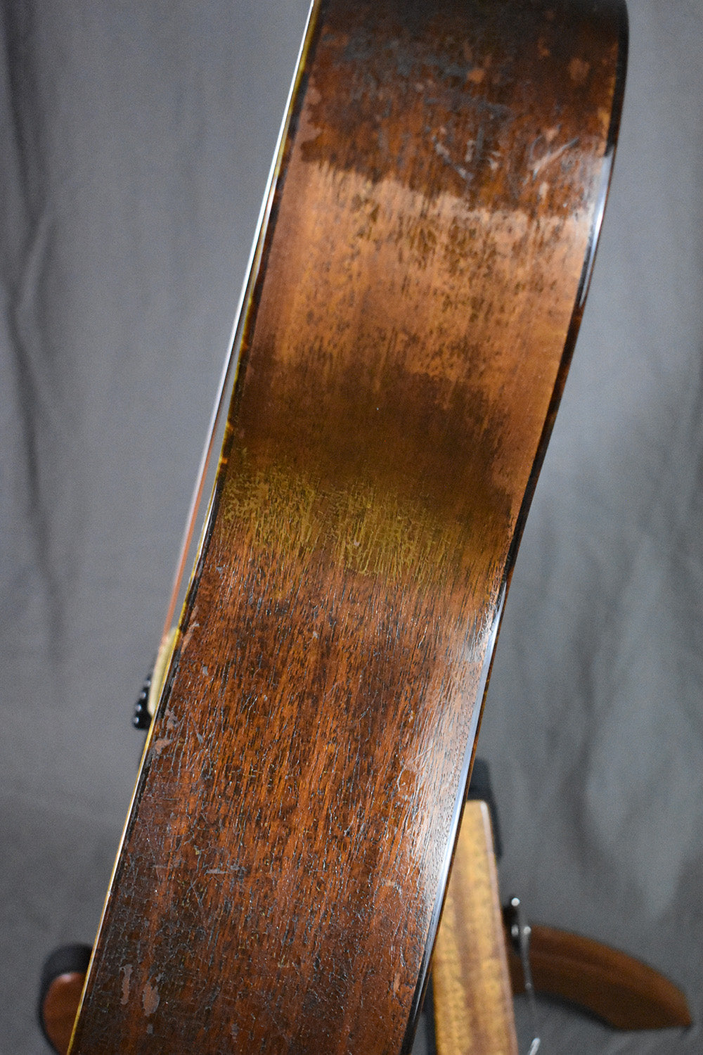 1943 Martin 000-18