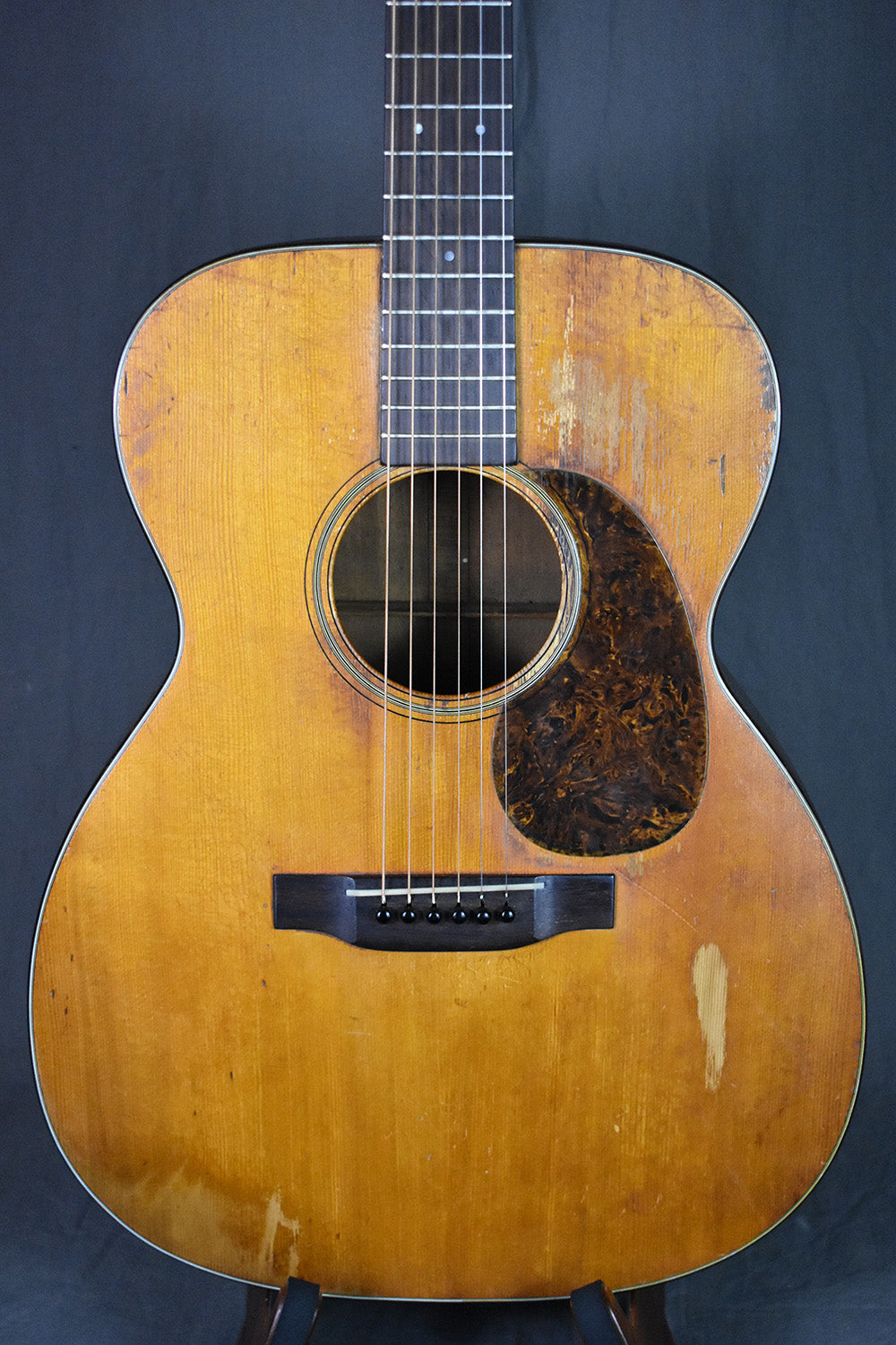 1943 Martin 000-18