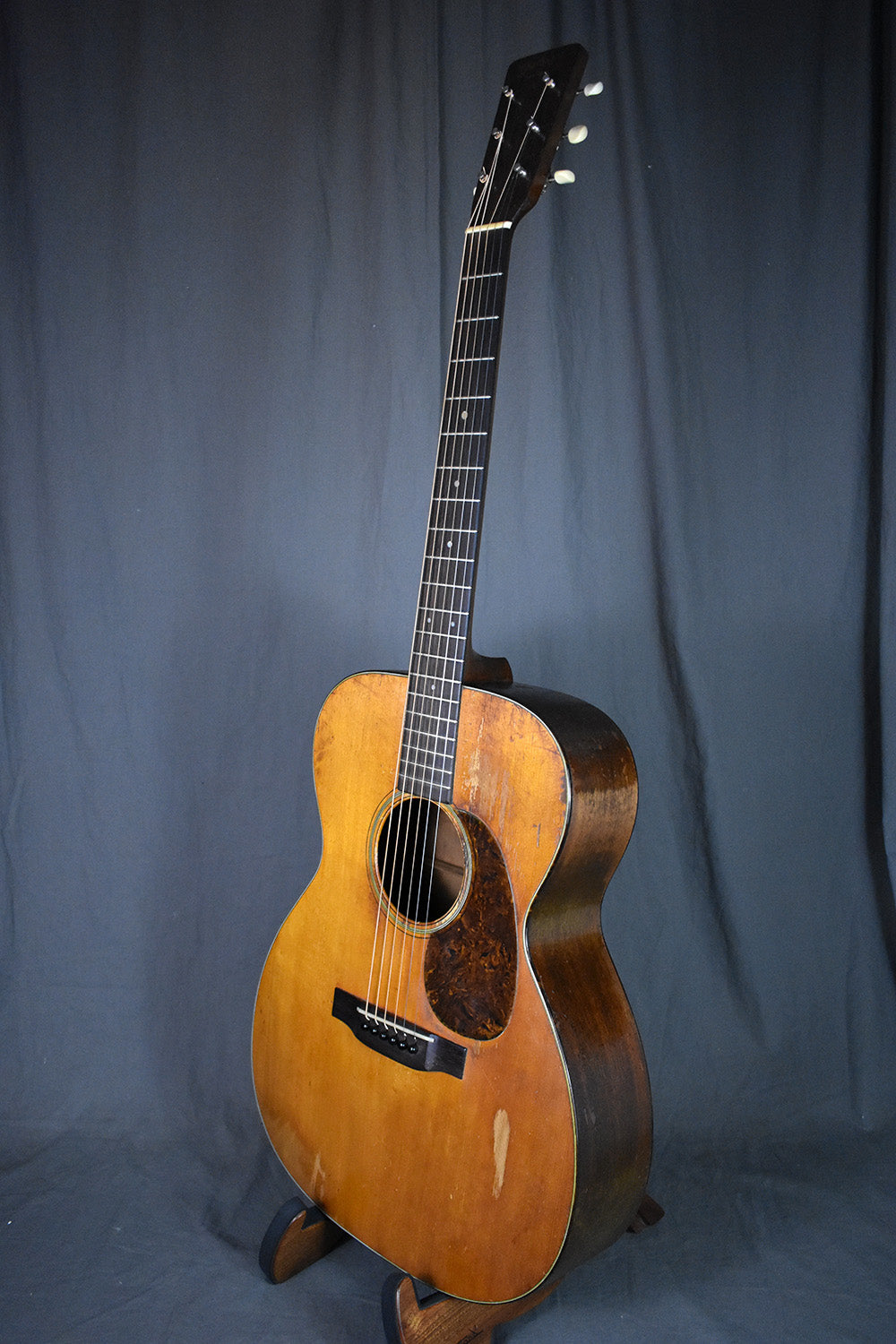 1943 Martin 000-18