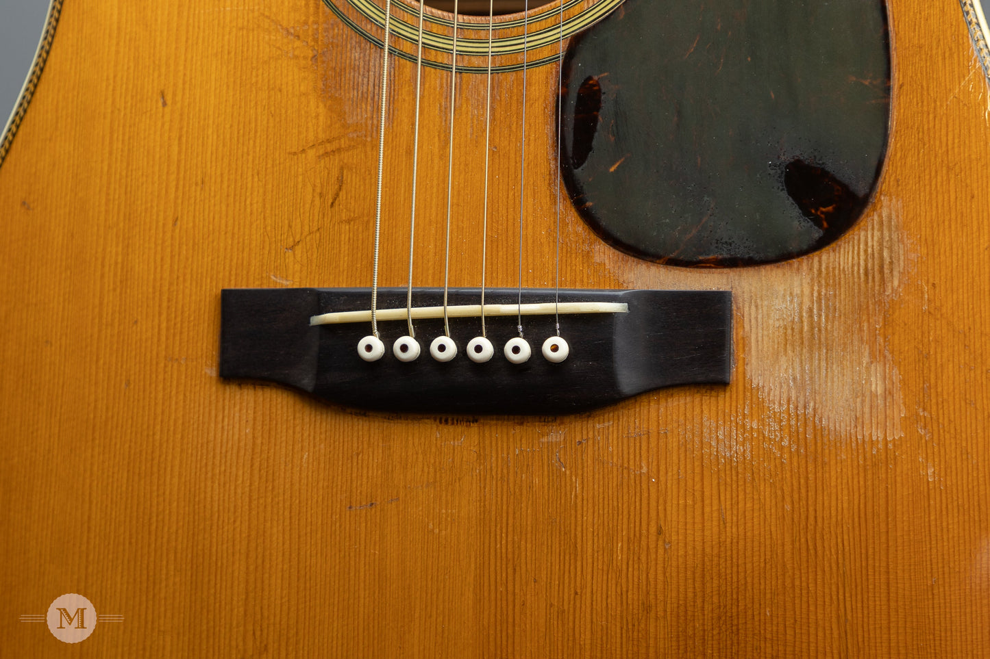 Martin Guitars - 1944 D-28 - Vintage