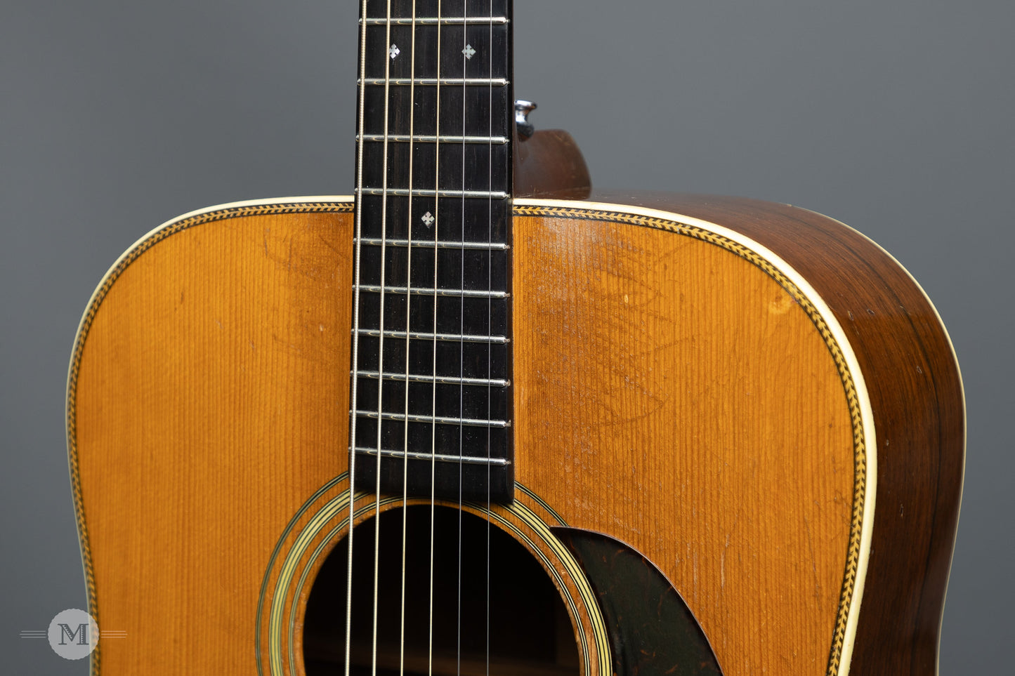 Martin Guitars - 1944 D-28 - Vintage