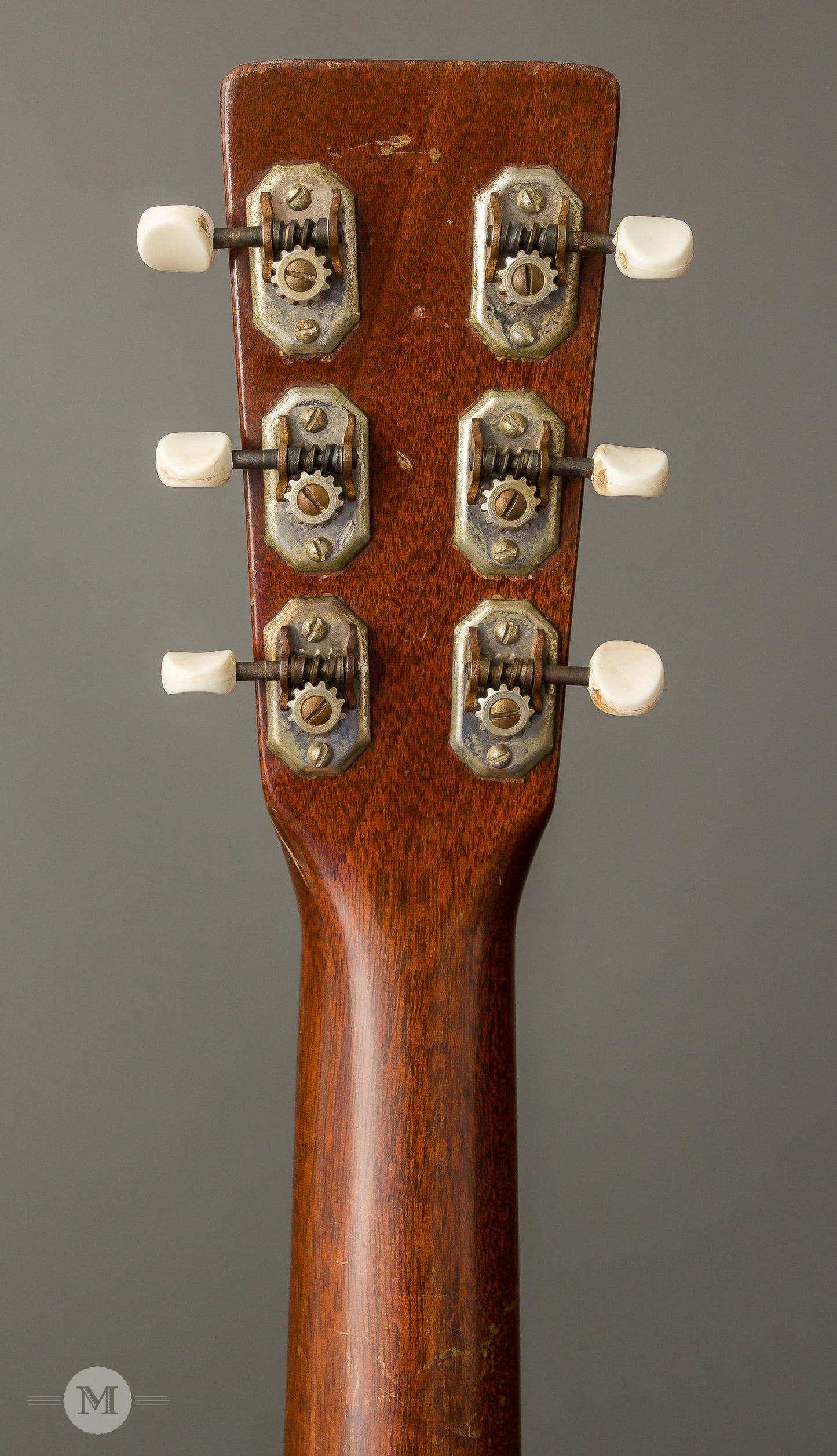 Martin Guitars - 1948 00-17