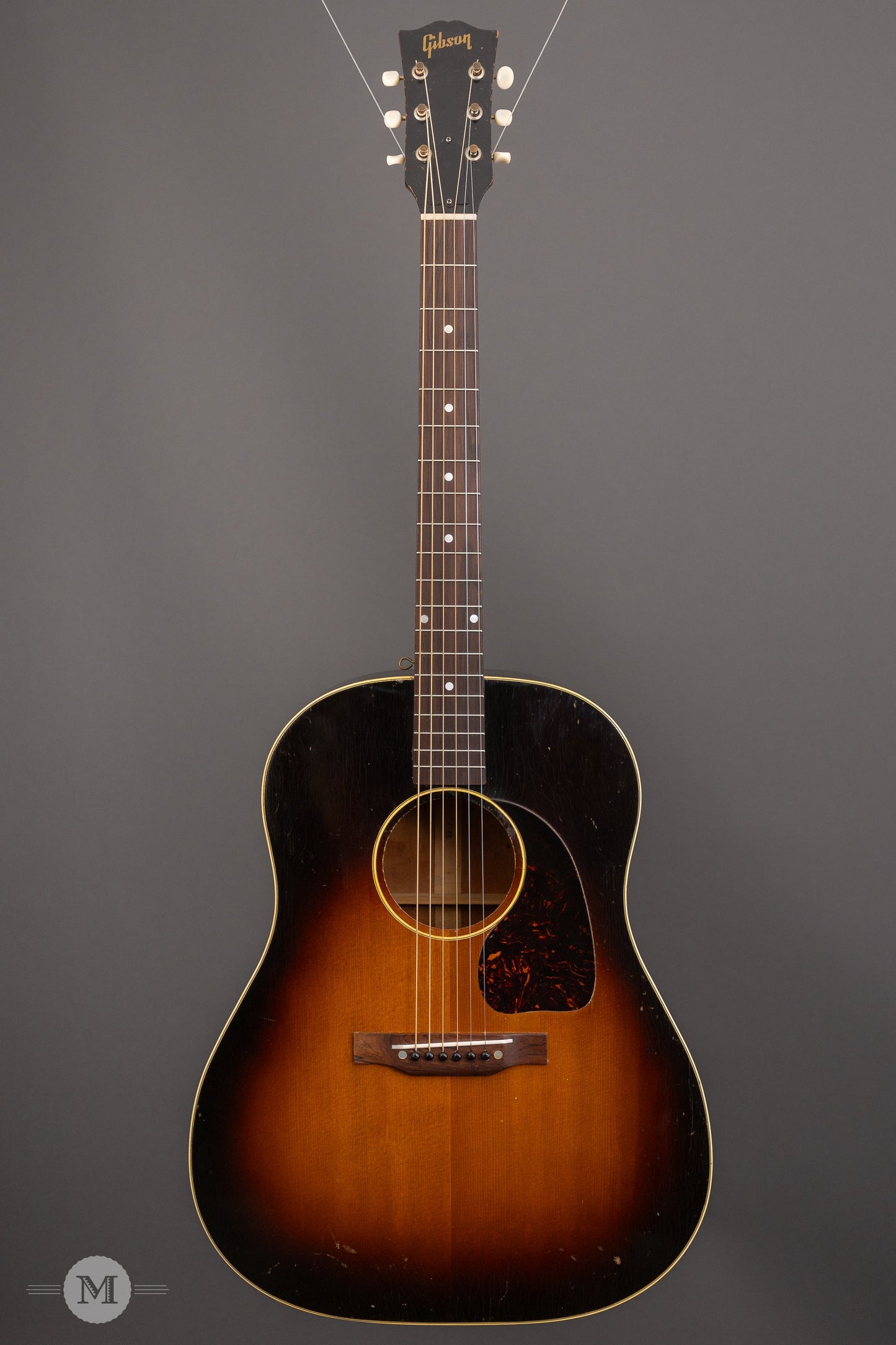 Gibson Guitars - 1948 J-45 Sunburst - Vintage