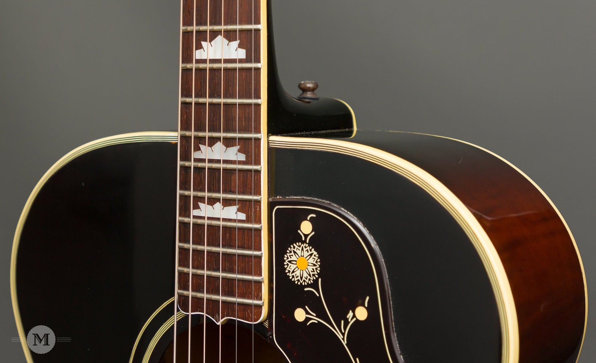 Gibson Guitars - 1951 SJ-200 - Used