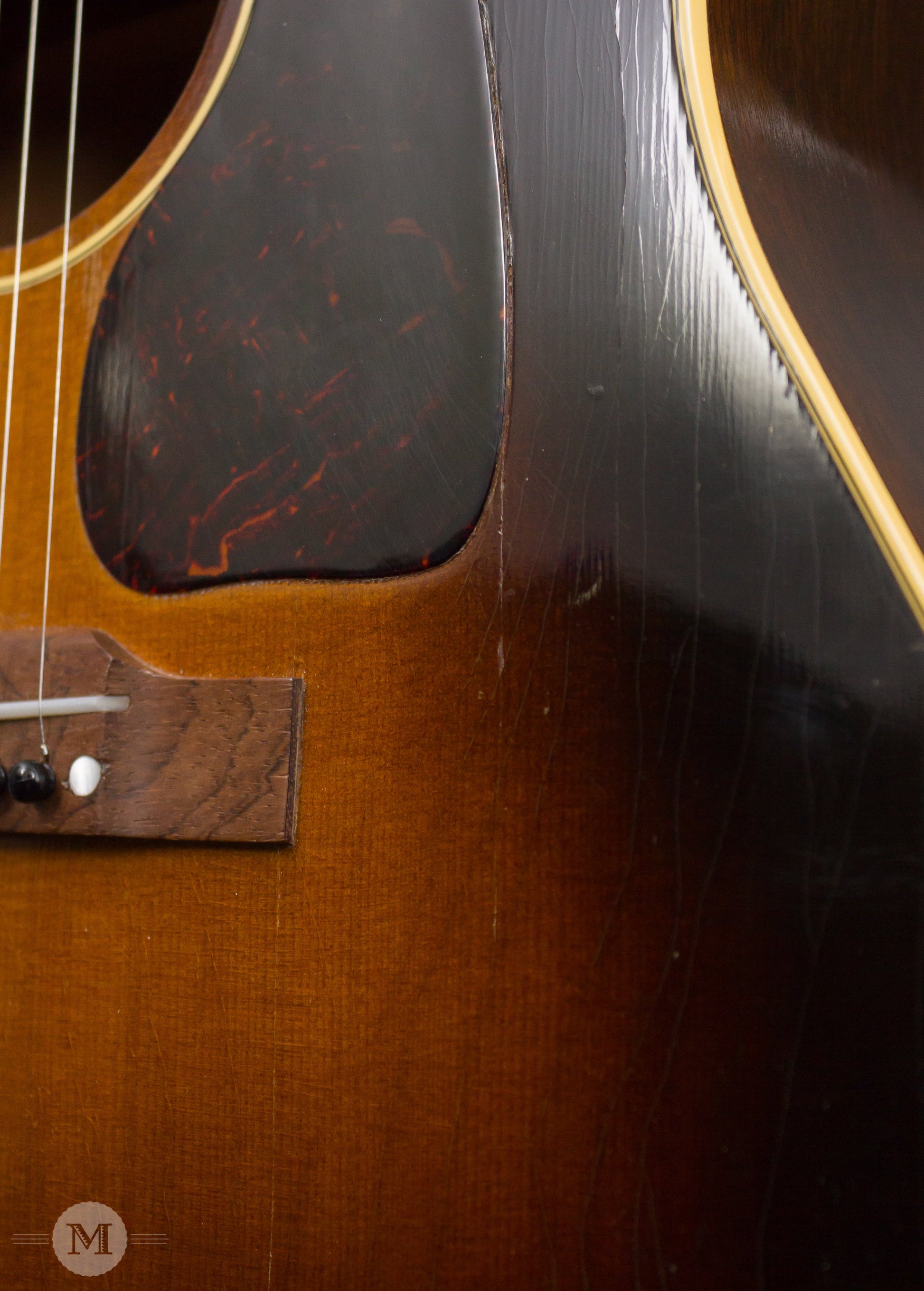 Gibson Guitars - 1952 J-45 Sunburst - Used