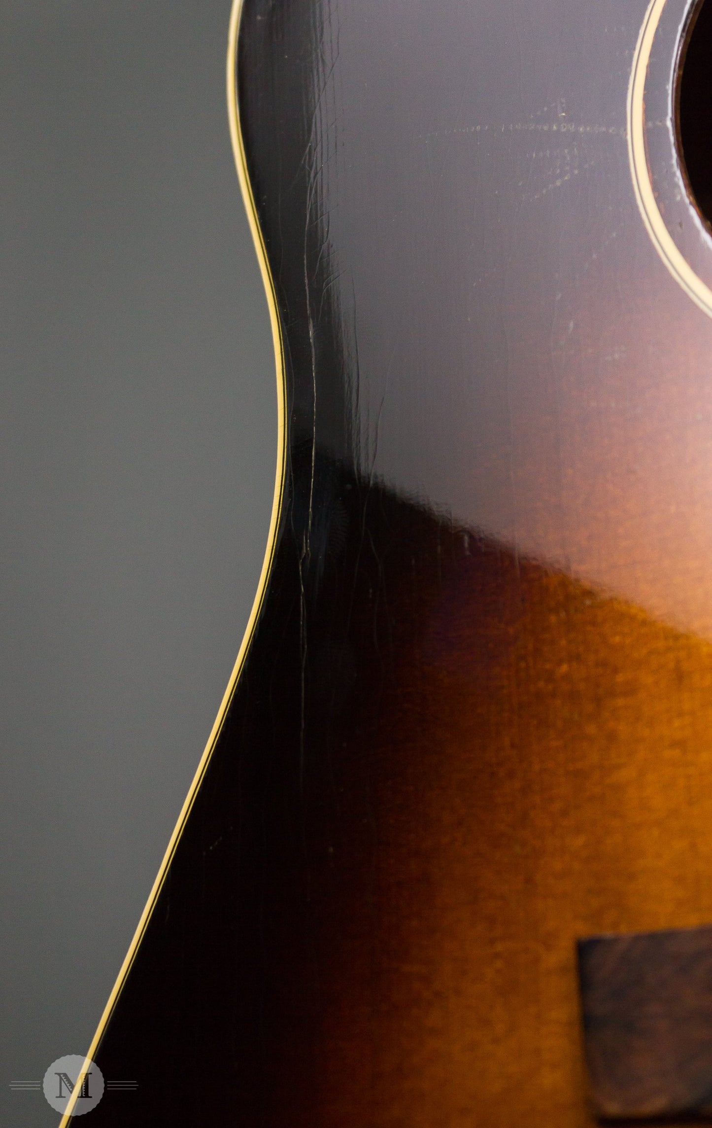 Gibson Guitars - 1952 J-45 Sunburst - Used