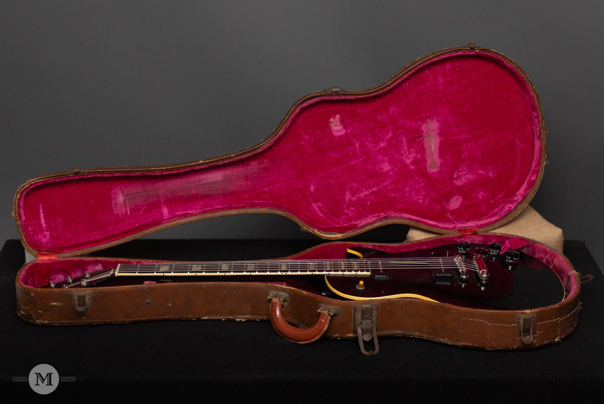 Gibson Guitars - 1952 Les Paul - Tune-o-matic/Stop Tailpiece Conversion - Black Refinish